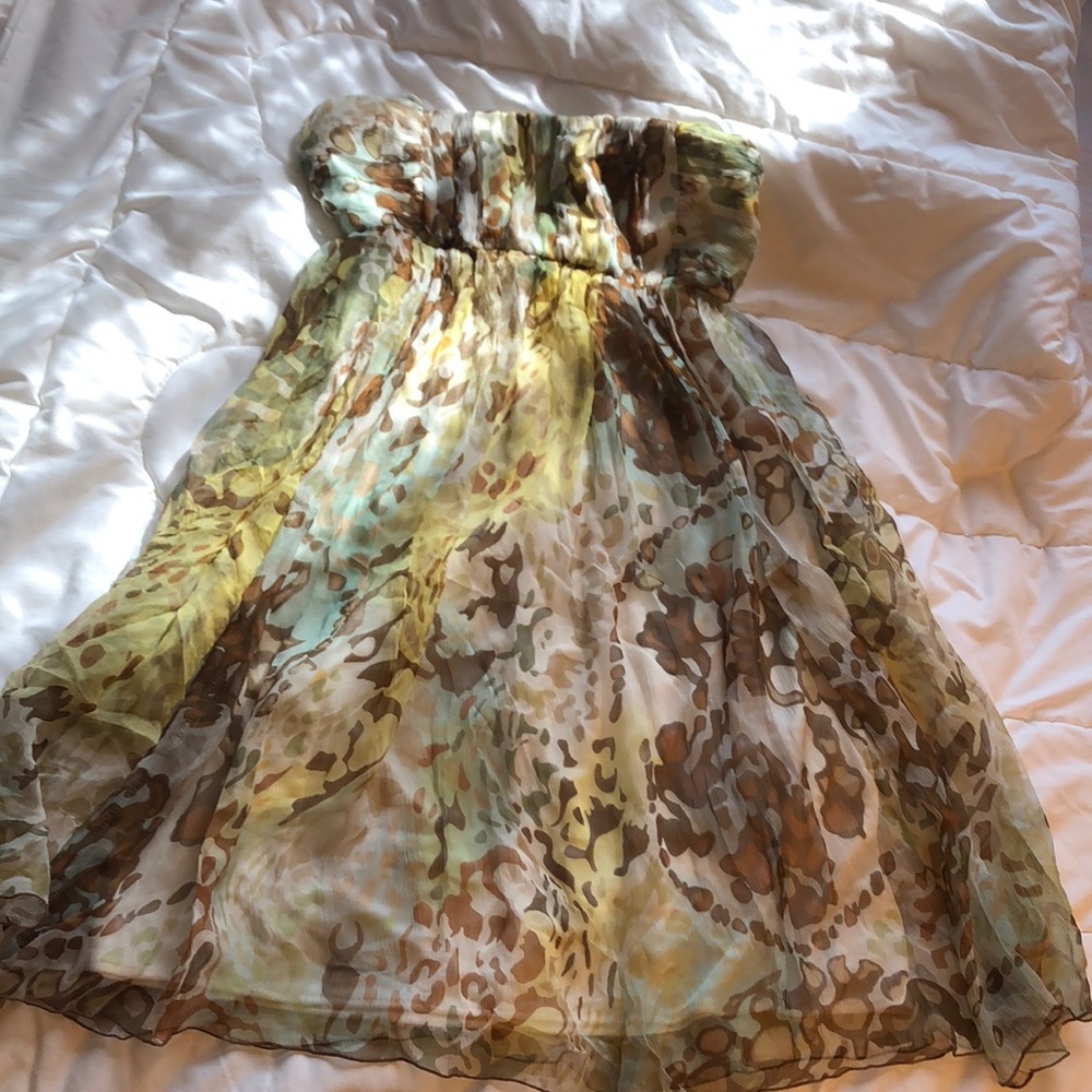 Alexia Admor $20! 100% silk Only excellent cond.